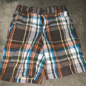 Old Navy Plaid shorts boy shorts 5 Used